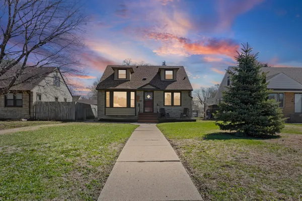 $384,999 | 5521 30th Avenue South, Minneapolis, MN 55417