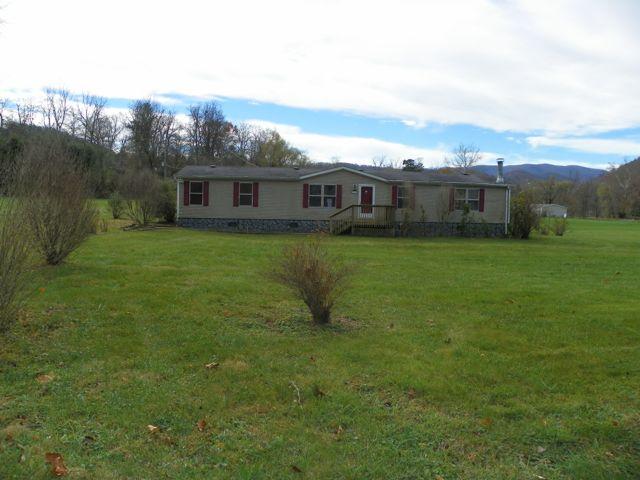 3685 Yates Road Shawsville, VA 24162 - Photo 1 of 14 FRONT