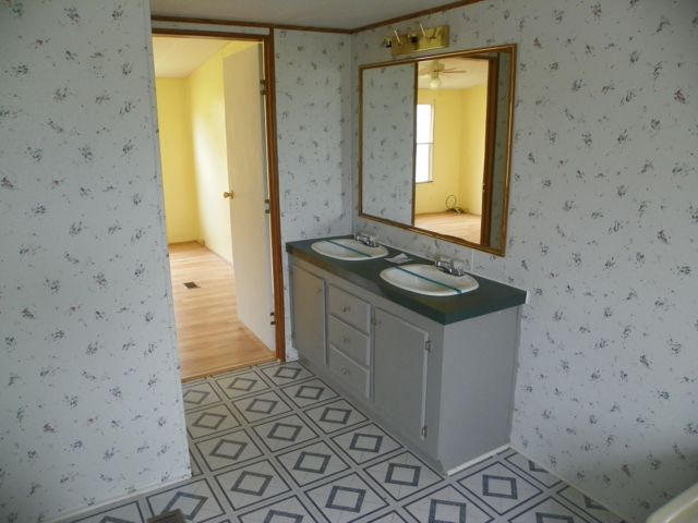 3685 Yates Road Shawsville, VA 24162 - Photo 7 of 14 BATH