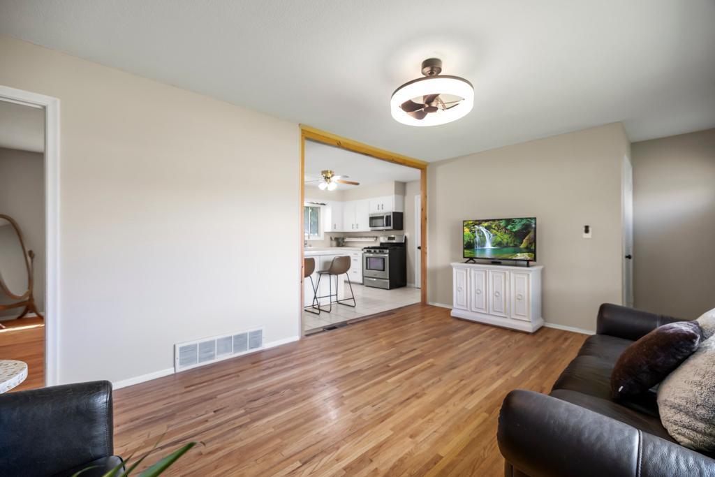 4370 Nicols Road Eagan, MN 55122 - Photo 9 of 45