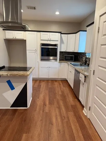 $1,395 | 430 Schmidt Road, Unit A2, Sealy, TX 77474