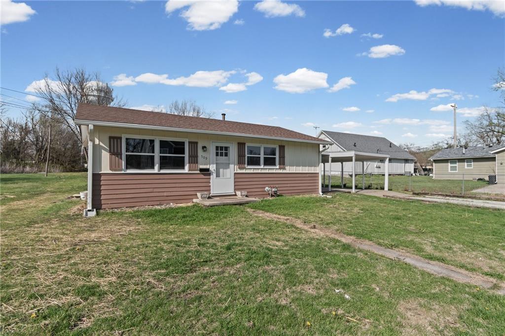 509 East 2nd Street Cameron, MO 64429 - Photo 2 of 20
