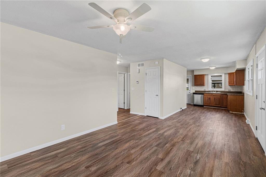 509 East 2nd Street Cameron, MO 64429 - Photo 5 of 20