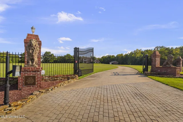 $1,999,900 | 3375 North Ratliff Road, Jackson, MS 39209