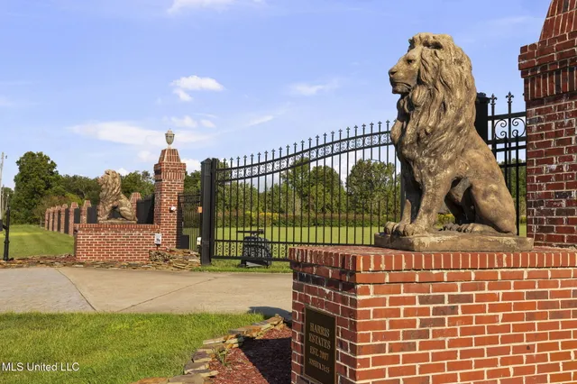 $1,999,900 | 3375 North Ratliff Road, Jackson, MS 39209