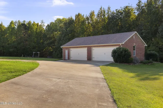 $1,999,900 | 3375 North Ratliff Road, Jackson, MS 39209