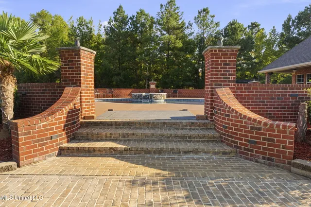 $1,999,900 | 3375 North Ratliff Road, Jackson, MS 39209