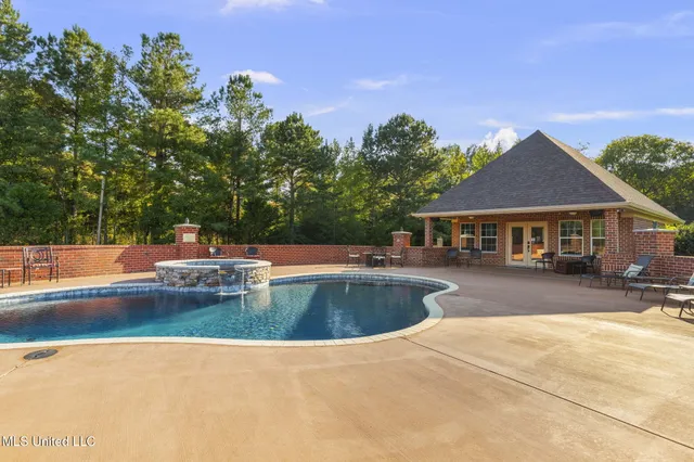 $1,999,900 | 3375 North Ratliff Road, Jackson, MS 39209