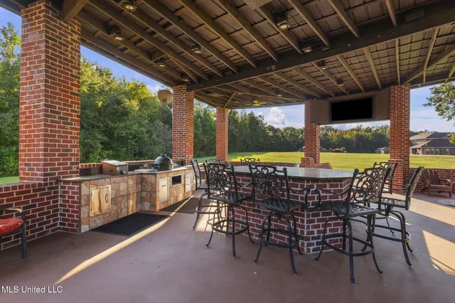 $1,999,900 | 3375 North Ratliff Road, Jackson, MS 39209