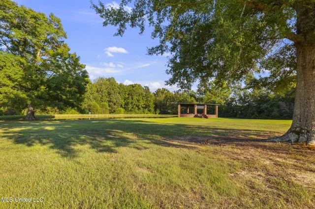 $1,999,900 | 3375 North Ratliff Road, Jackson, MS 39209