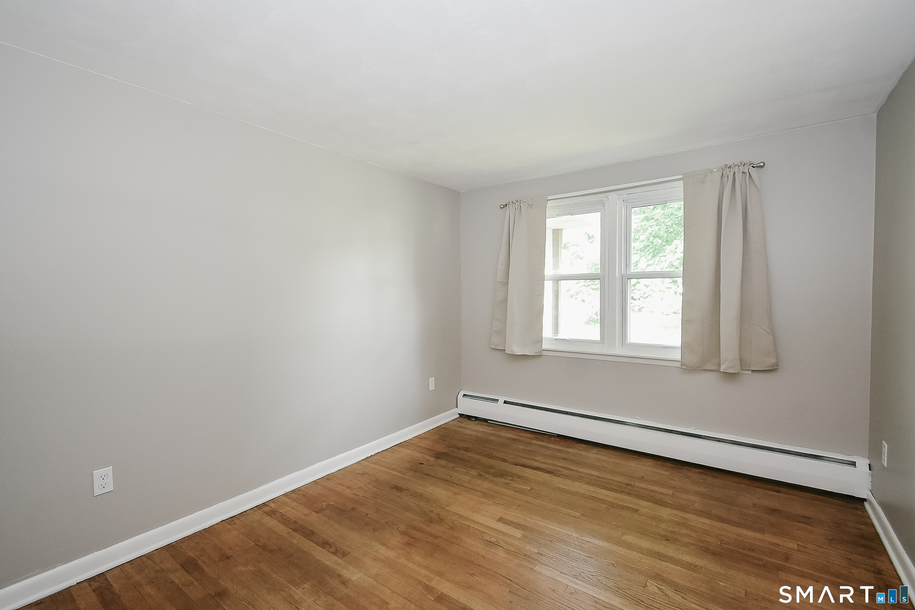 50 Perry Road Bristol, CT 06010 - Photo 13 of 18