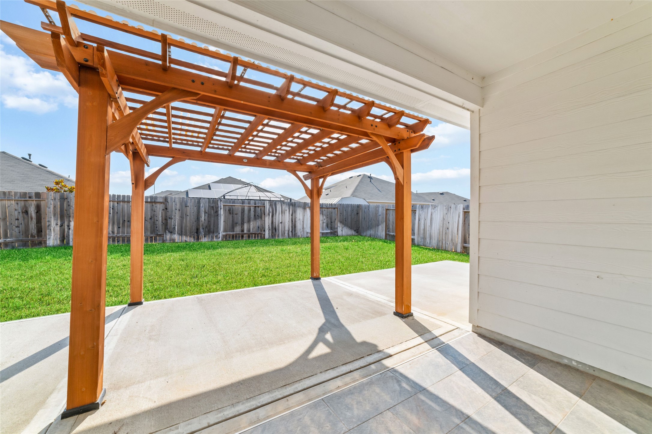 5502 Creekside Ridge Trail Katy, TX 77449 - Photo 23 of 25 a view of outdoor space yard and balcony