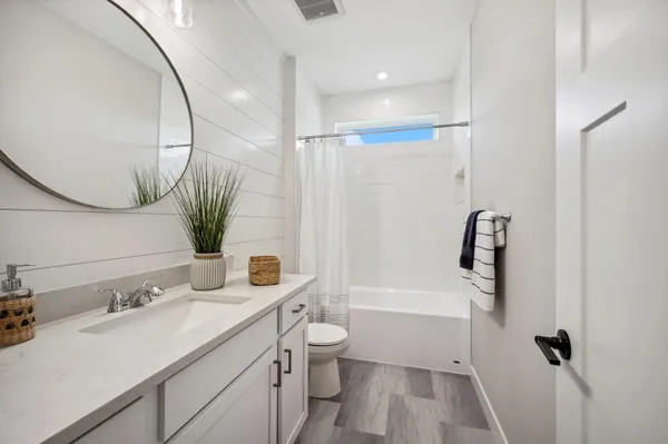 $685,000 | 23788 185th Street Northwest, Big Lake, MN 55309