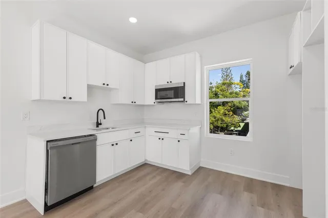 $1,599,000 | 2525 13th Avenue North, St. Petersburg, FL 33713