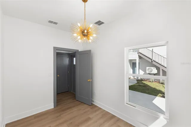 $1,599,000 | 2525 13th Avenue North, St. Petersburg, FL 33713