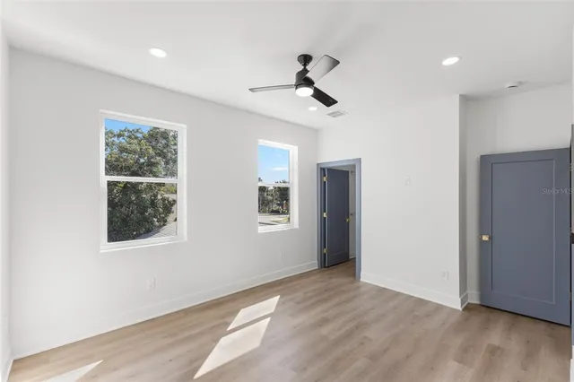 $1,599,000 | 2525 13th Avenue North, St. Petersburg, FL 33713