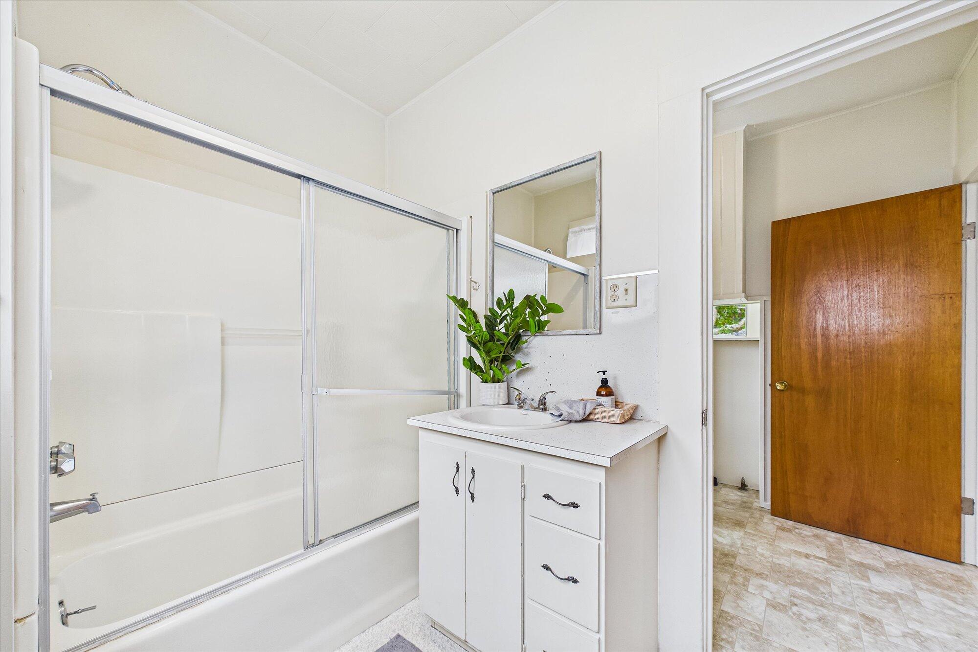209 Monument Road Rio Dell, CA 95562 - Photo 18 of 34