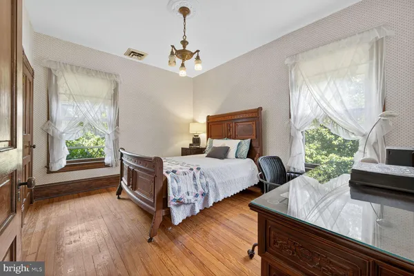 $1,789,000 | 3911 Prospect Street, Kensington, MD 20895