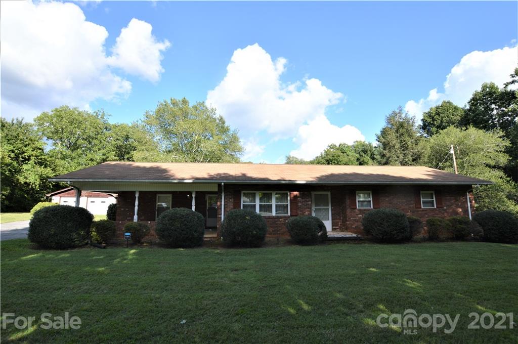4602 Calico Road Lenoir, NC 28645 - Photo 3 of 41 Gallery Image 3