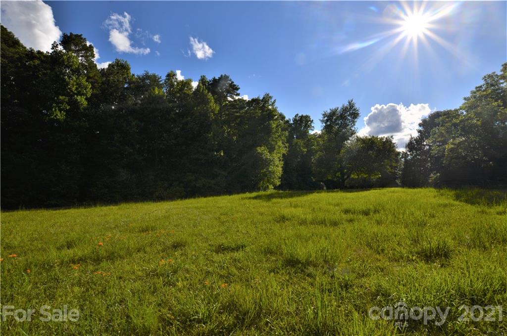 4602 Calico Road Lenoir, NC 28645 - Photo 6 of 41 Gallery Image 6
