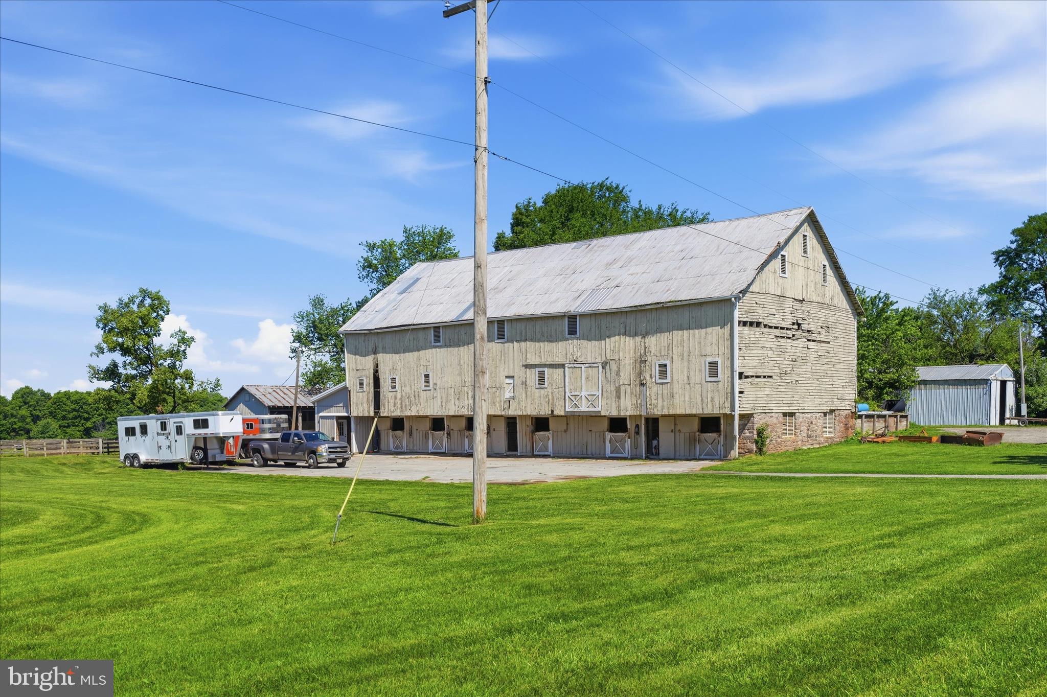 20800 Whites Ferry Road Poolesville, MD 20837 - Photo 69 of 94 Bank Barn