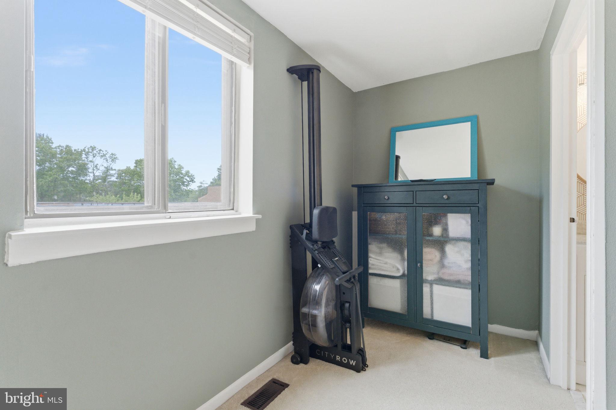 11260 Chestnut Grove Square, Unit 337 Reston, VA 20190 - Photo 45 of 82 Bright corner with natural light.