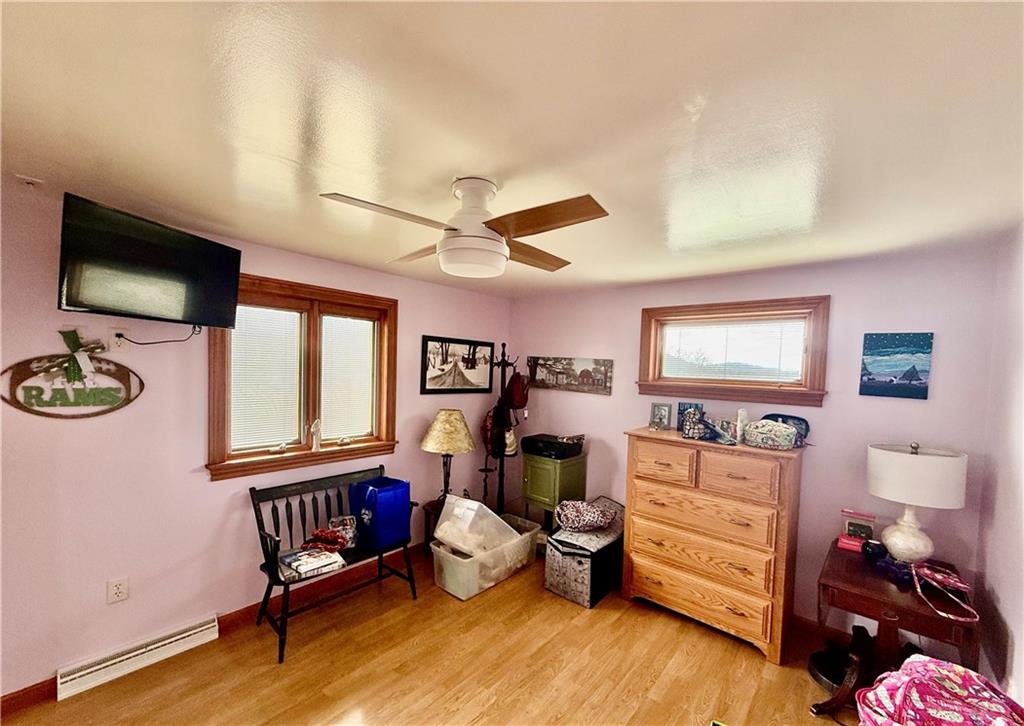 198 Leslie Road Valencia, PA 16059 - Photo 31 of 43 a living room with furniture and a window