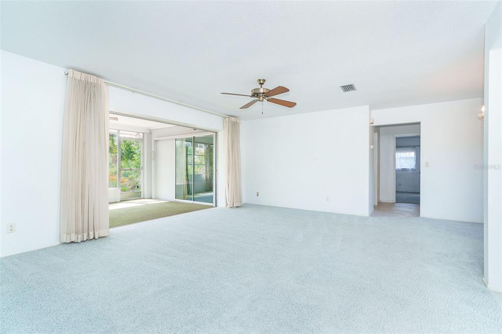 5833 South Miami Road Venice, FL 34293 - Photo 15 of 70