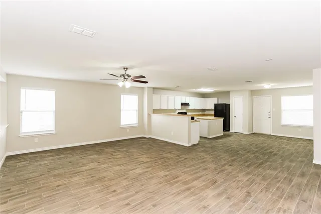 $1,995 | 6160 Balcony Lane, Dallas, TX 75241