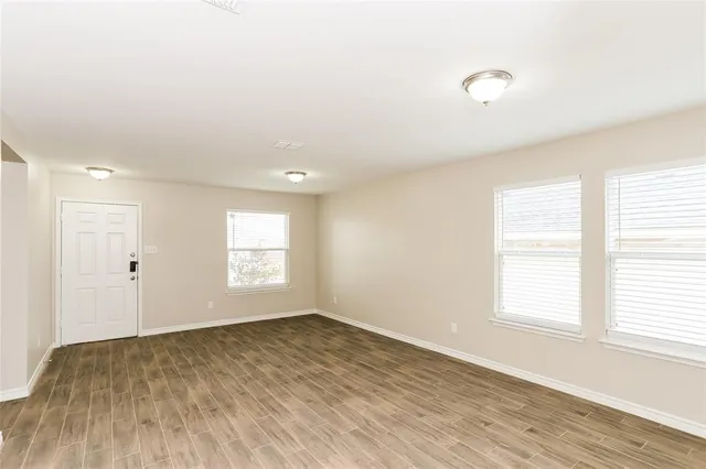 $1,995 | 6160 Balcony Lane, Dallas, TX 75241