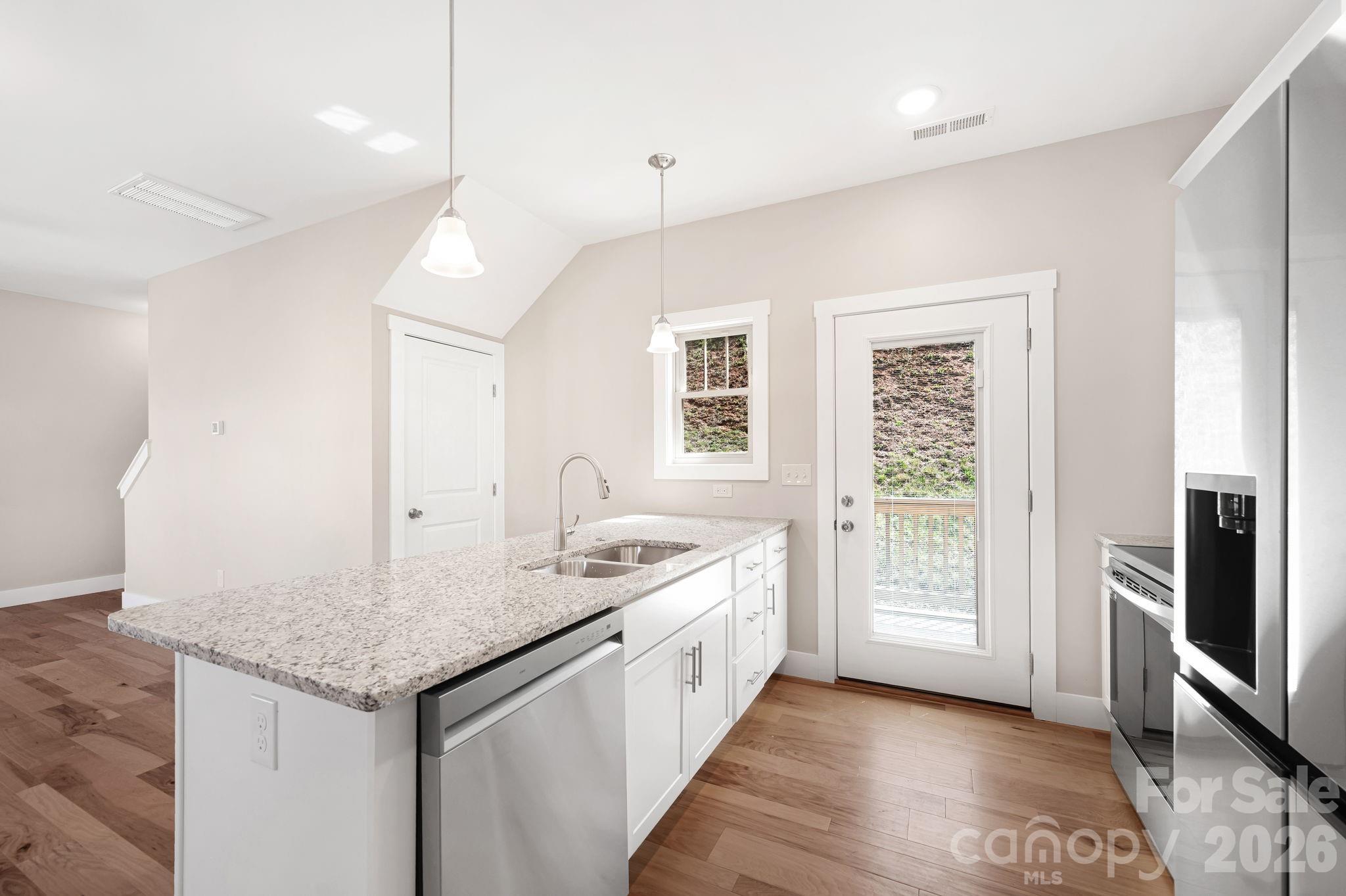 92 Wheeler Road Weaverville, NC 28787 - Photo 6 of 37
