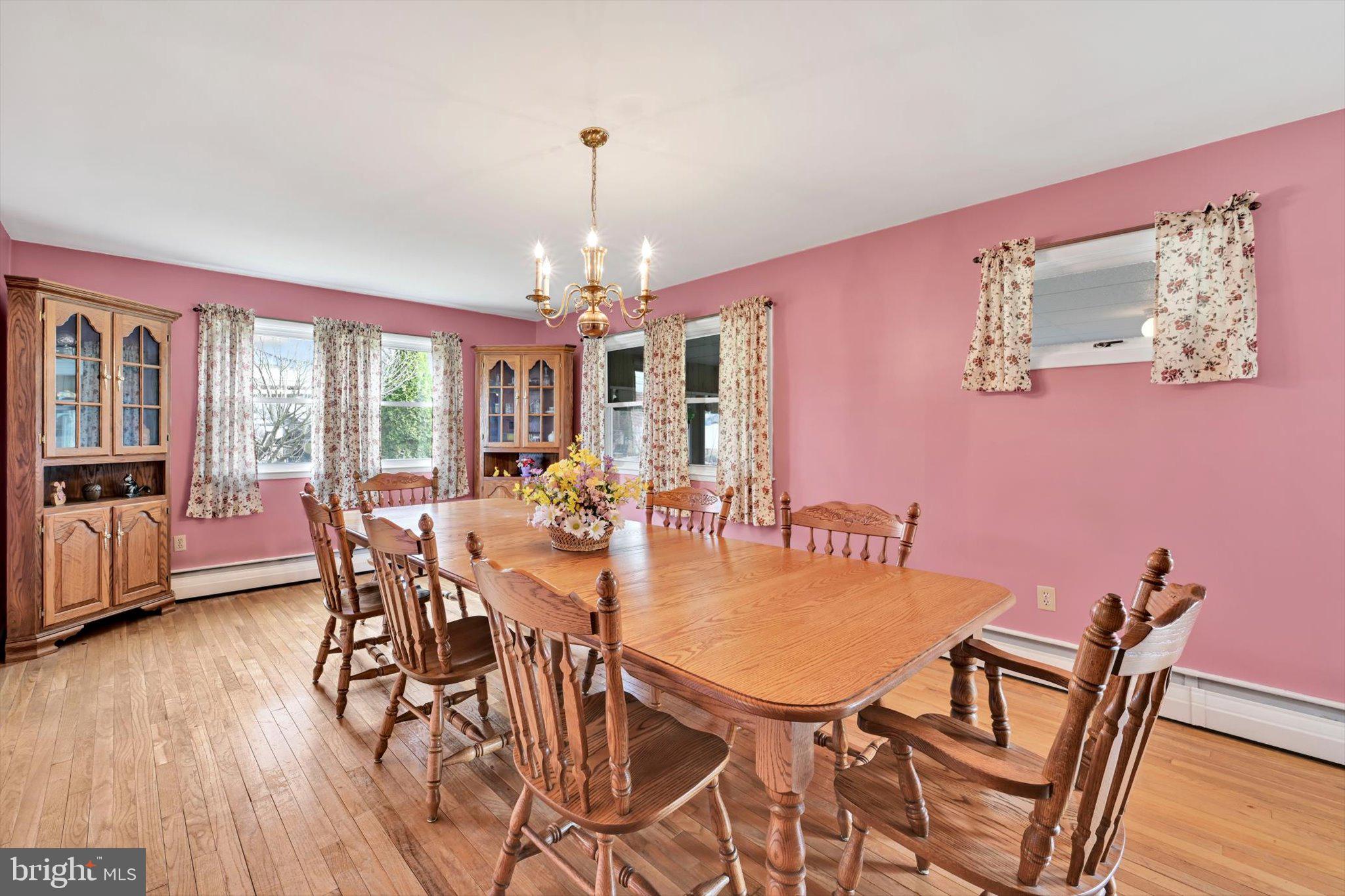 2910 Curtis Road Reading, PA 19609 - Photo 7 of 46