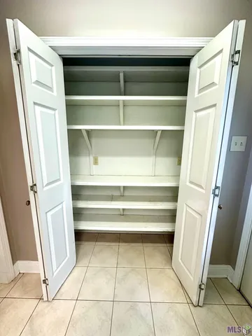 $1,750 | 14138 Troy Duplessis Road, Gonzales, LA 70737