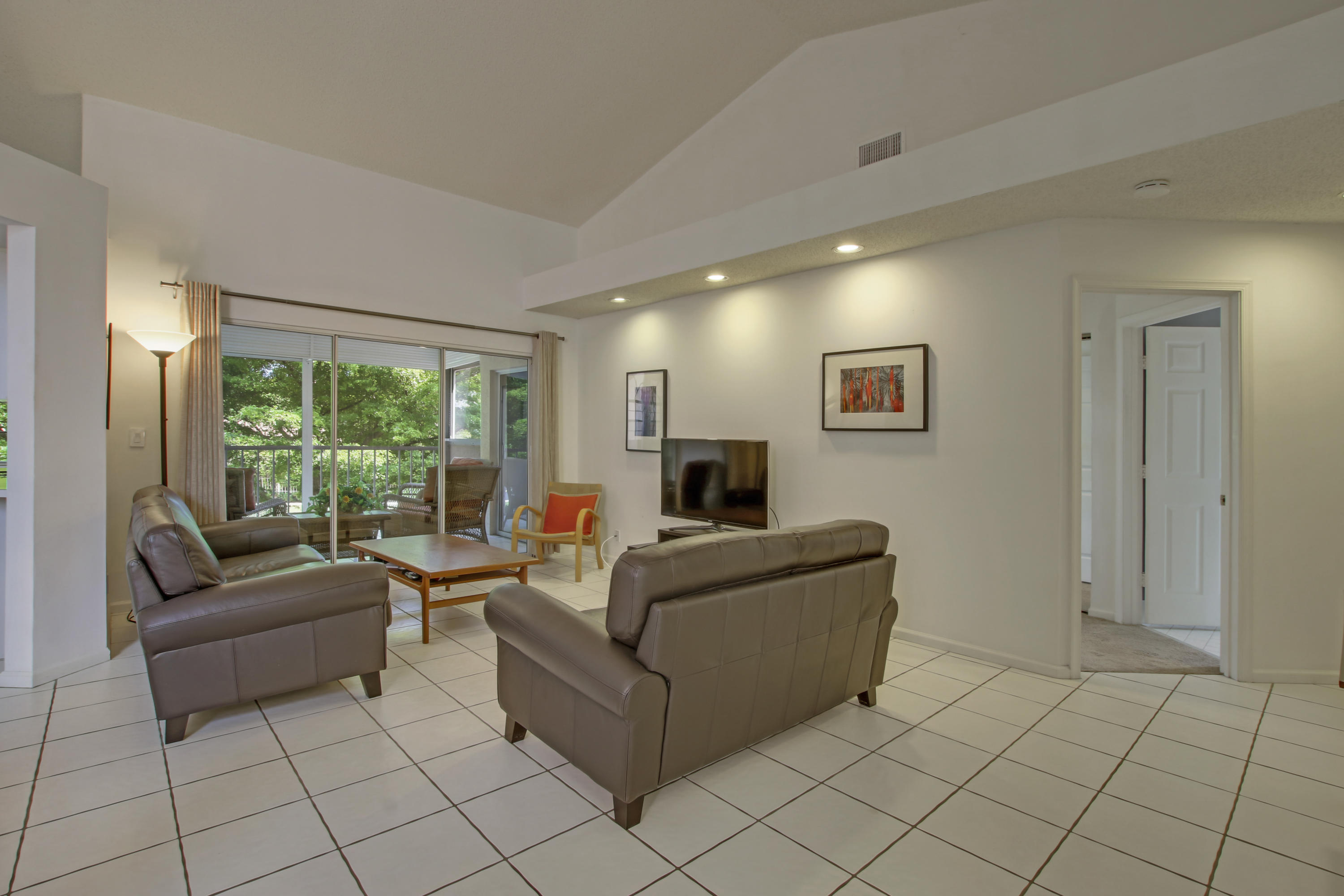 17262 Boca Club Boulevard, Unit 2407 Boca Raton, FL 33487 - Photo 16 of 24 House1-42