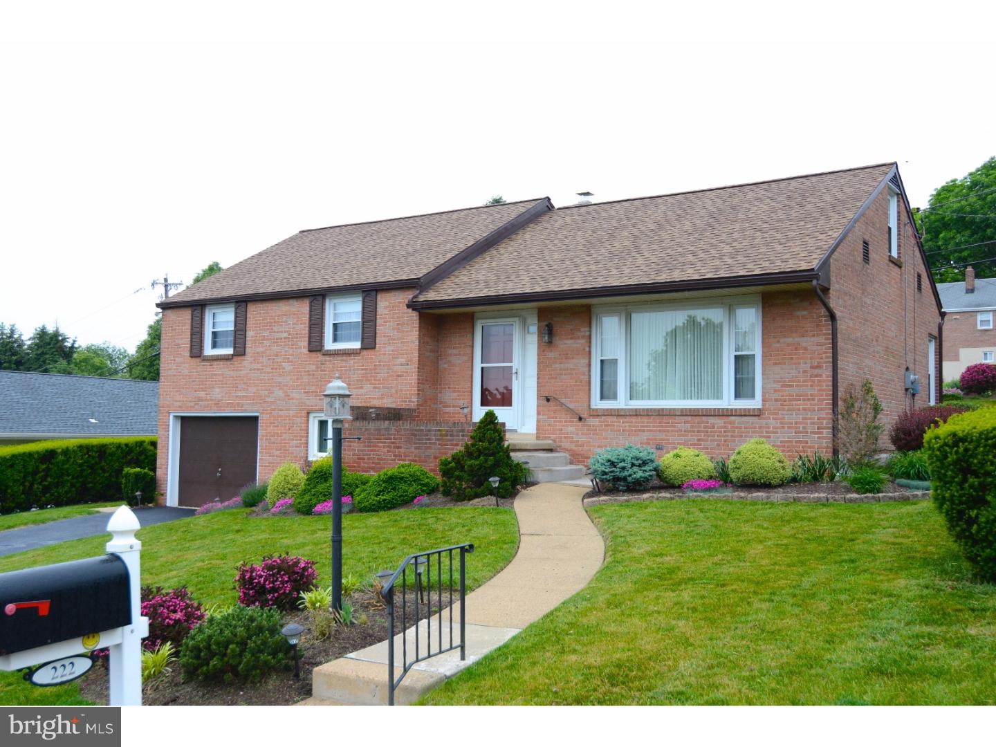 222 Grande Valley Road Reading, PA 19606 - Photo 1 of 25 Gallery Image 1