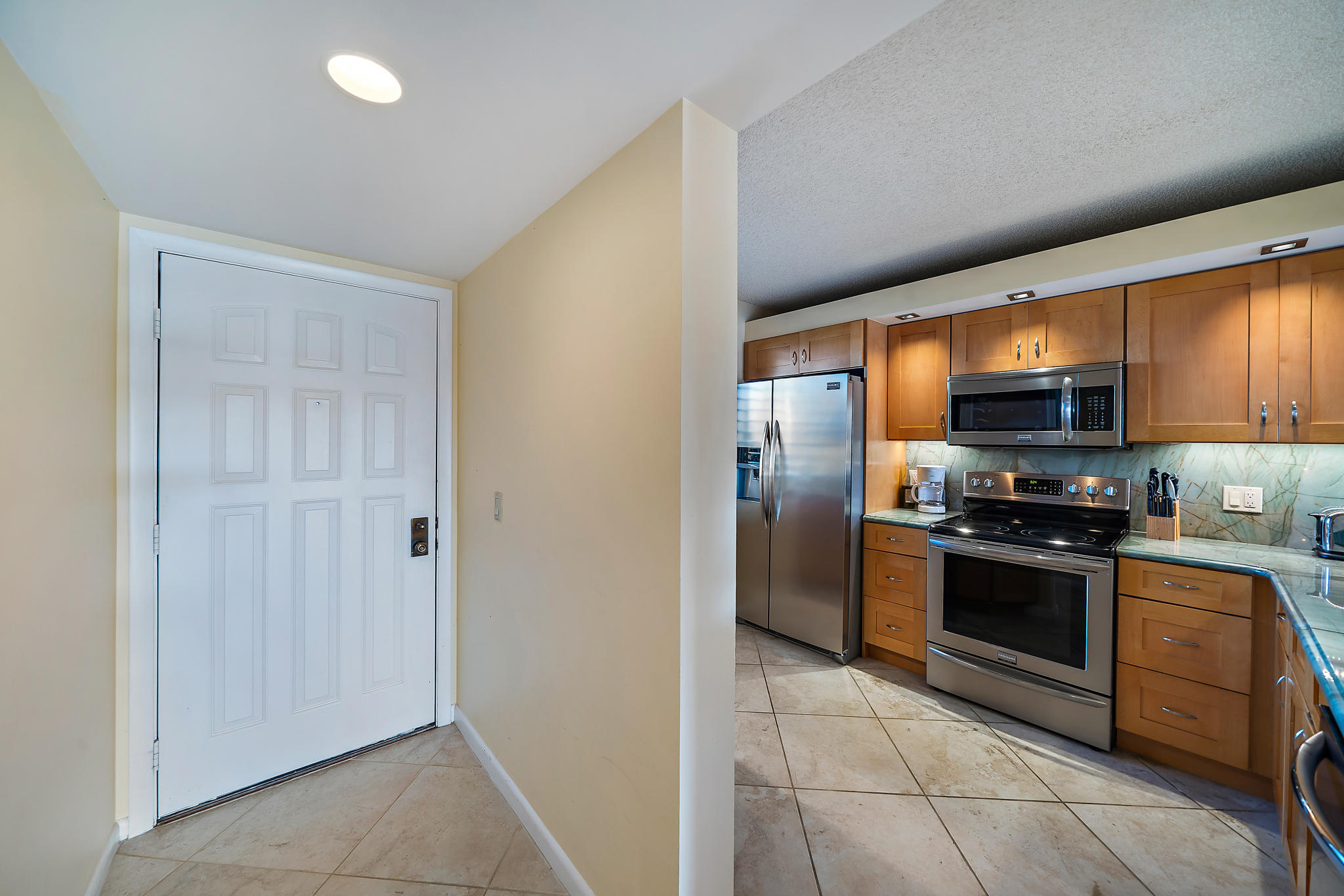2601 Marina Isle Way, Unit 402 Jupiter, FL 33477 - Photo 16 of 57 015-2601MarinaIsleWay402-Jupiter-FL-smal
