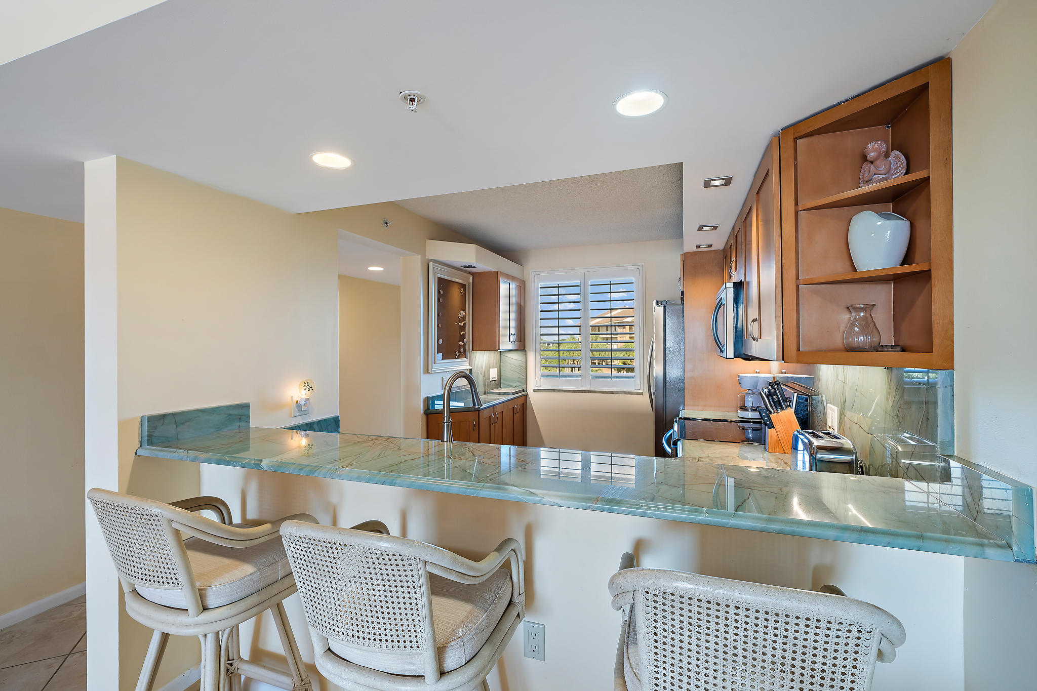 2601 Marina Isle Way, Unit 402 Jupiter, FL 33477 - Photo 22 of 57 021-2601MarinaIsleWay402-Jupiter-FL-smal