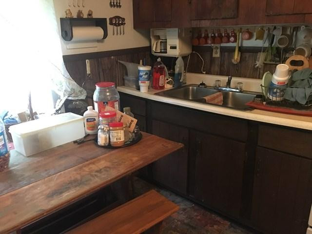 1335 Barnes Mountain Road Irvine, KY 40336 - Photo 19 of 23 Photo 19