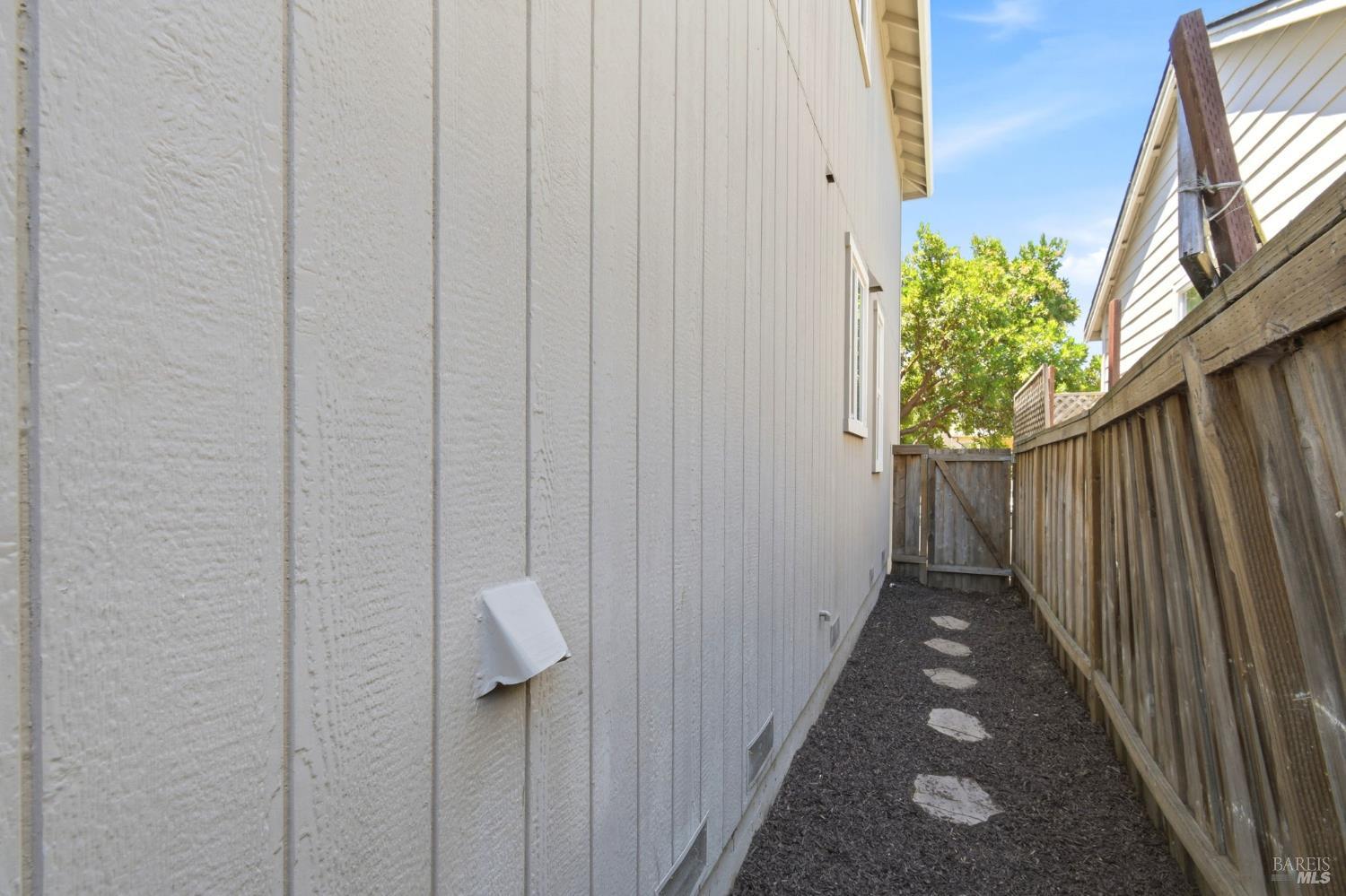 746 Fresno Avenue Santa Rosa, CA 95407 - Photo 36 of 38