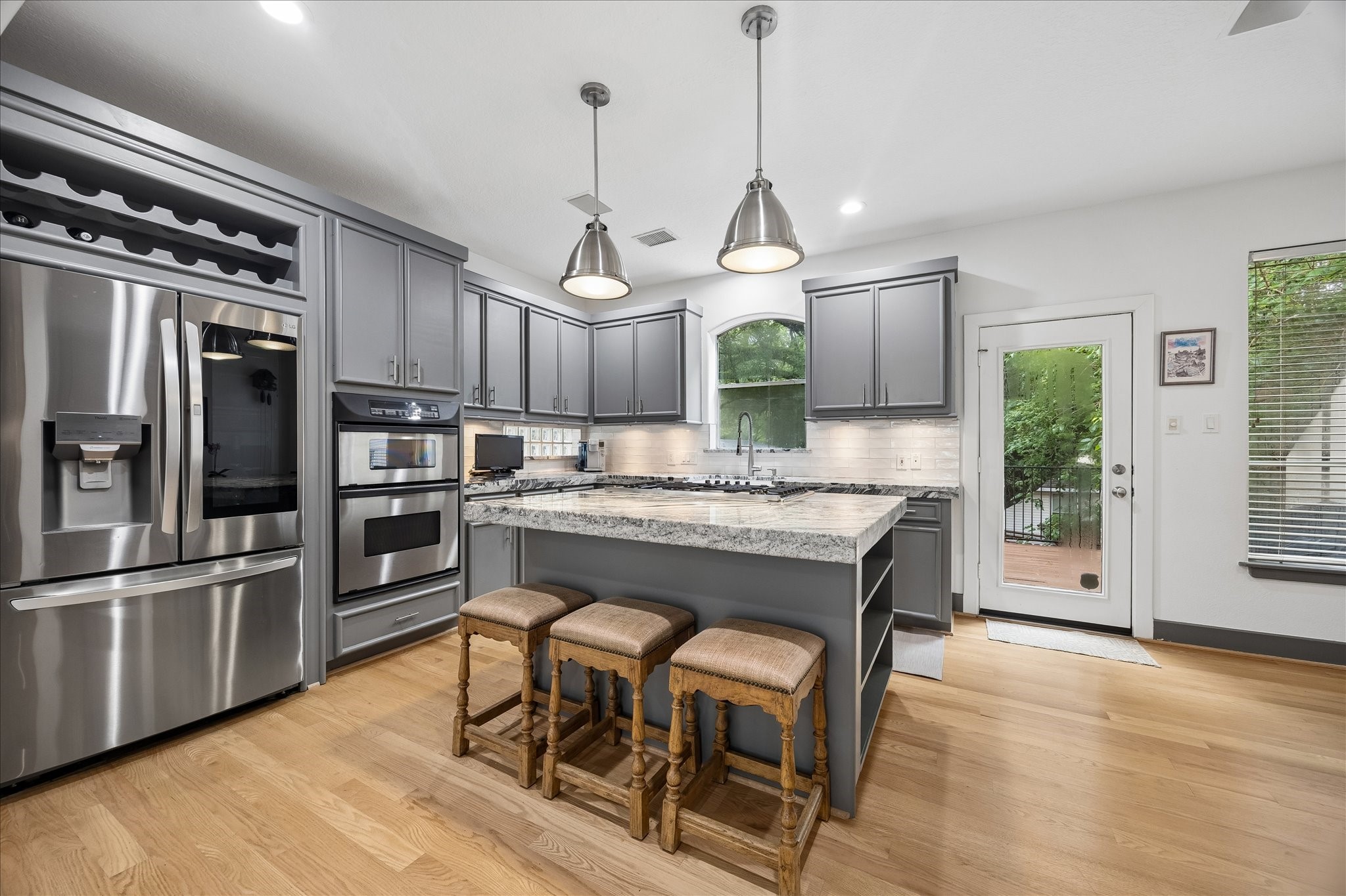 6406 Rodrigo Street, Unit B Houston, TX 77007 - Photo 11 of 27 Secondary view of the island kitchen.