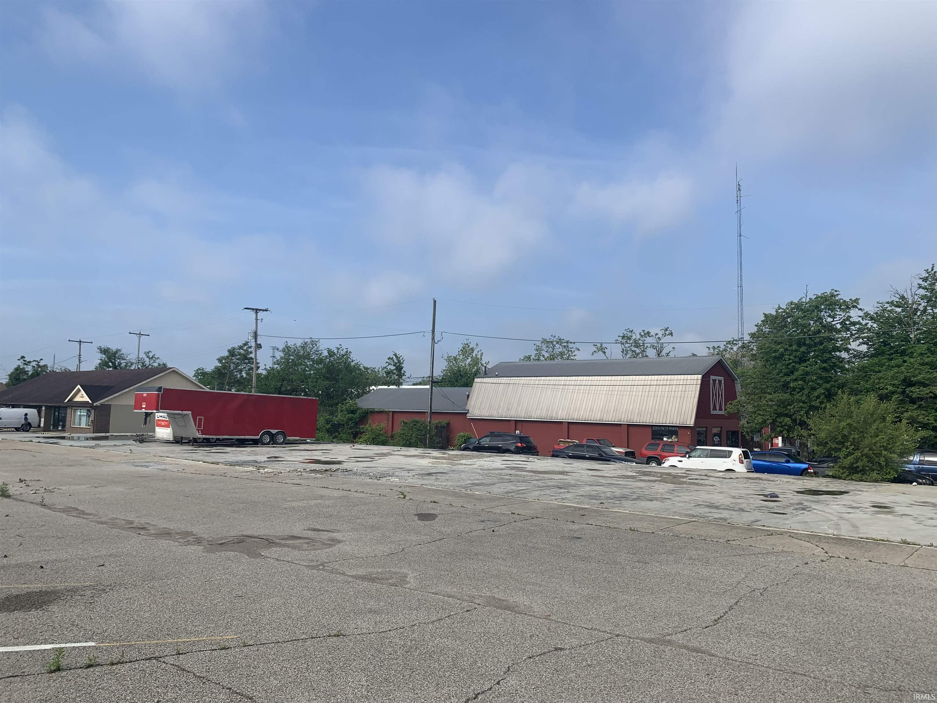 1006 South Walnut Street Bloomington, IN 47401 - Photo 5 of 7