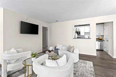 $184,900 | 3991 Woodridge Way, Tucker, GA 30084