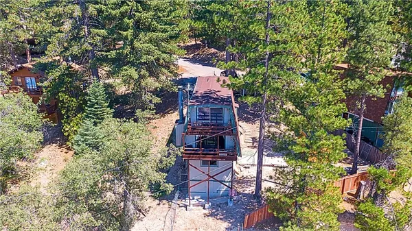 $405,000 | 2476 Elko Drive, Running Springs, CA 92382