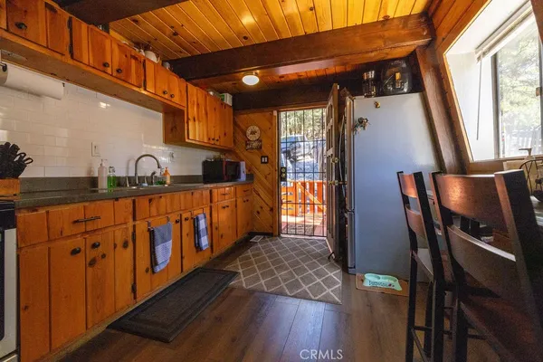 $405,000 | 2476 Elko Drive, Running Springs, CA 92382