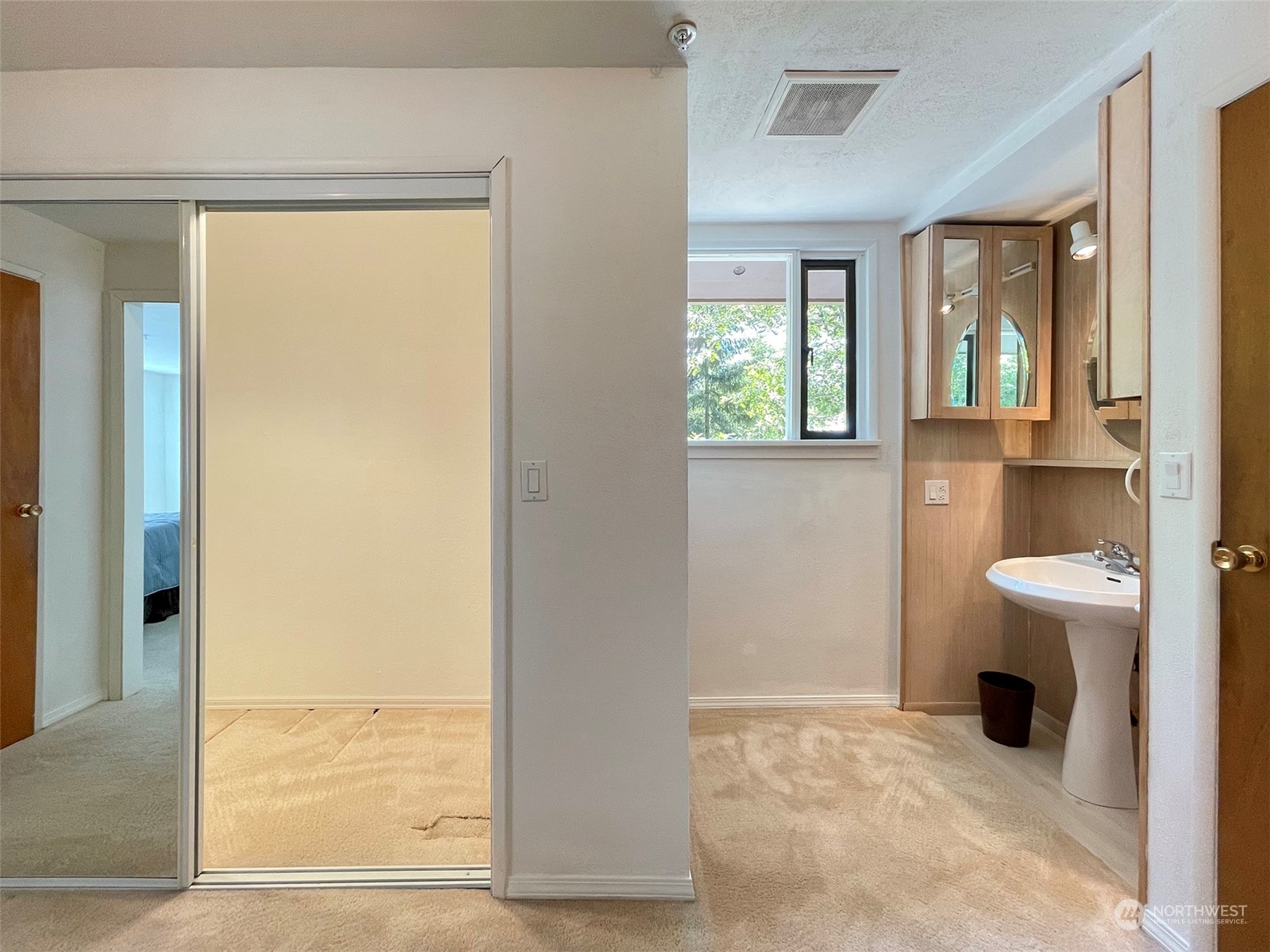 2136 East Lindberg Road Port Angeles, WA 98362 - Photo 32 of 40 Gallery Image 32
