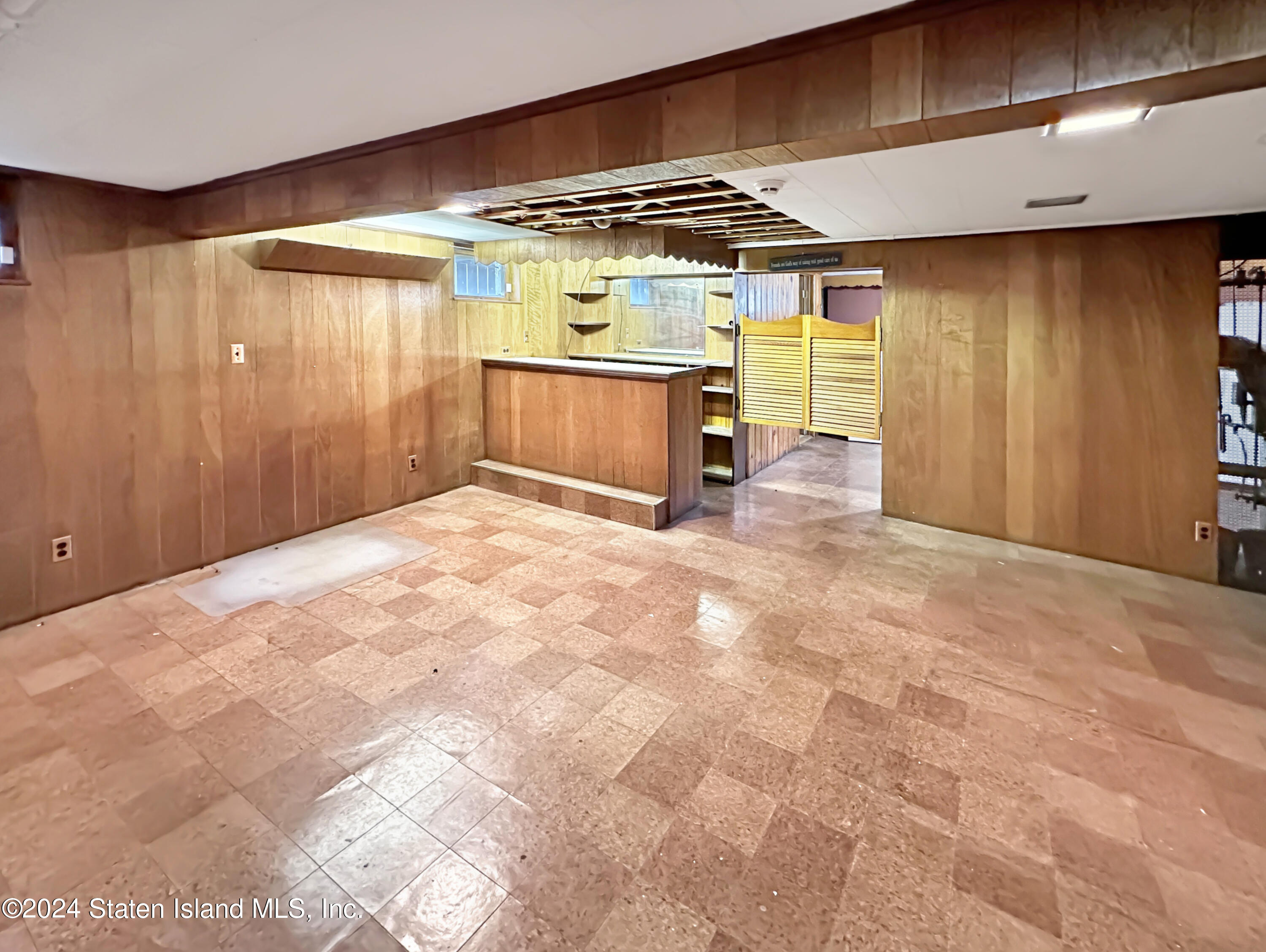 1085 Todt Hill Road Staten Island, NY 10304 - Photo 11 of 14 a view of a livingroom with a furniture