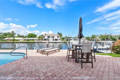 a view of a house with a snow in front of it