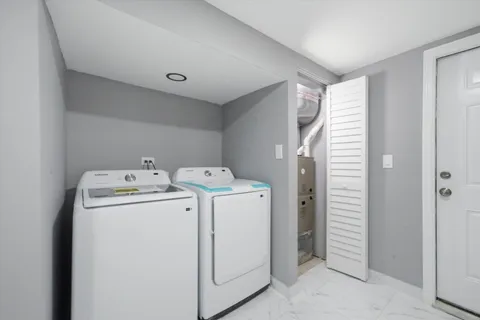$500,000 | 4108 West Wilcox Street, Chicago, IL 60624