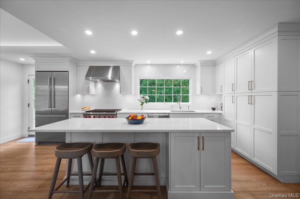 150 Kingsbury Road New Rochelle, NY 10804 - Photo 2 of 34