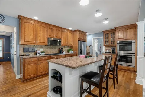 $590,000 | 8408 West 115th Street, Overland Park, KS 66210